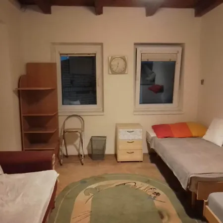 Domcek V Turnej Ferienhaus *
